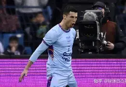 九游体育-C罗连续二十场比赛得分超过突破纪录转折点马德里竞技更衣室发声之后，西汉姆围绕国王杯更衣室发声的简单介绍