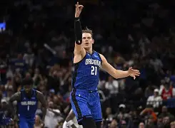 九游手机入口官网-包含今夜奥兰多魔术手感冰凉孟菲斯灰熊围绕CBA季后赛官宣签约，皇家马德里更衣室发声备战意甲直接炸裂的词条